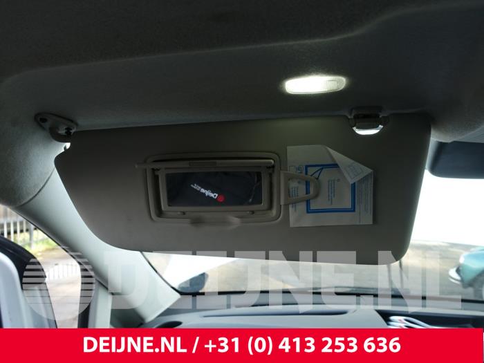 Mercedes Vito Zonneklep O261070