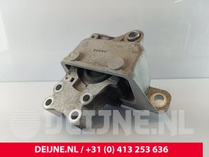 Gebruikte Motorrubber Volvo XC40 (XZ) 1.5 T3 12V Prijs € 65,00 Margeregeling aangeboden door van Deijne Onderdelen Uden B.V.