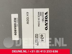 Volvo C70 Radio amplifier O261086 photo 3