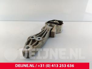 Volvo XC40 Motorsteun O261098 foto 3