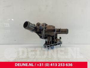 Gebruikte Thermostaathuis Ford Transit Custom Prijs € 30,25 Inclusief btw aangeboden door van Deijne Onderdelen Uden B.V.