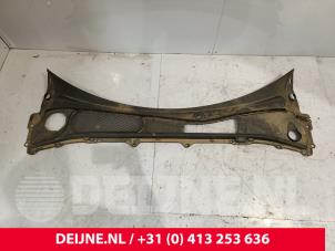 Gebruikte Paravan Volvo V90 II (PW) 2.0 D3 16V AWD Prijs € 60,00 Margeregeling aangeboden door van Deijne Onderdelen Uden B.V.