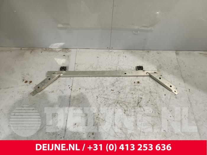 Volvo V90 Querträger vorne O261316