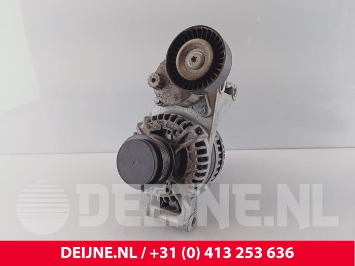 Gebruikte Dynamo Volvo XC40 (XZ) 1.5 T3 12V Prijs € 290,00 Margeregeling aangeboden door van Deijne Onderdelen Uden B.V.