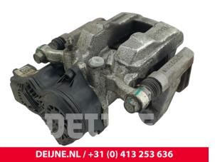 Volvo EX30 Remklauw (Tang) rechts-achter O261473 foto 2