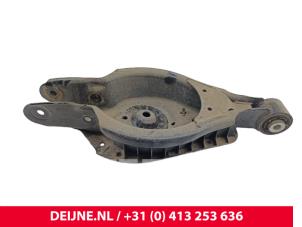 Volvo EX30 Rear spring retainer, left O261483 photo 2