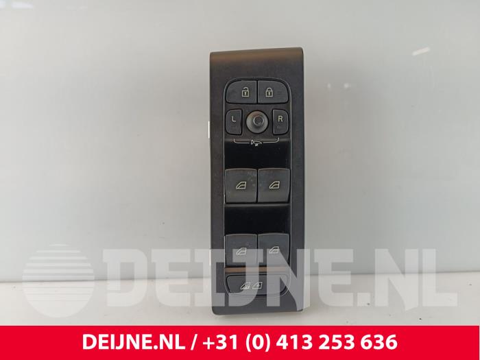 Volvo XC40 Electric window switch O261522