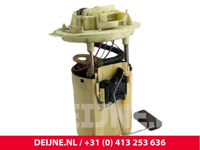 Gebruikte Tank element Pomp Peugeot Expert (V1/VA/VB/VE/VF/VT/VY) 2.0 Blue HDi 120 16V Prijs € 121,00 Inclusief btw aangeboden door van Deijne Onderdelen Uden B.V.