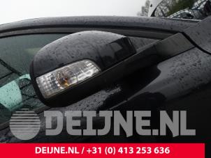Volvo V70 Wing mirror, right O261777 photo 2