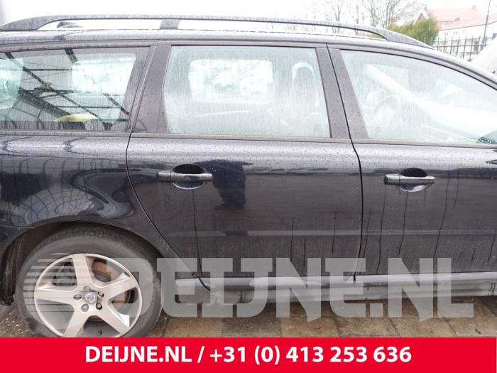 Volvo V70 Tür 4-türig rechts hinten O261791