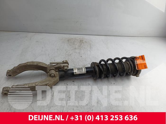 Volvo V60 Stoßdämpferstrebe links vorne O261884