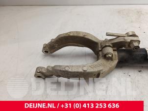 Volvo V60 Schokdemperpoot links-voor O261884 foto 2
