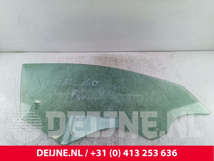 Volvo V60 Türscheibe 4-türig rechts vorne O261902