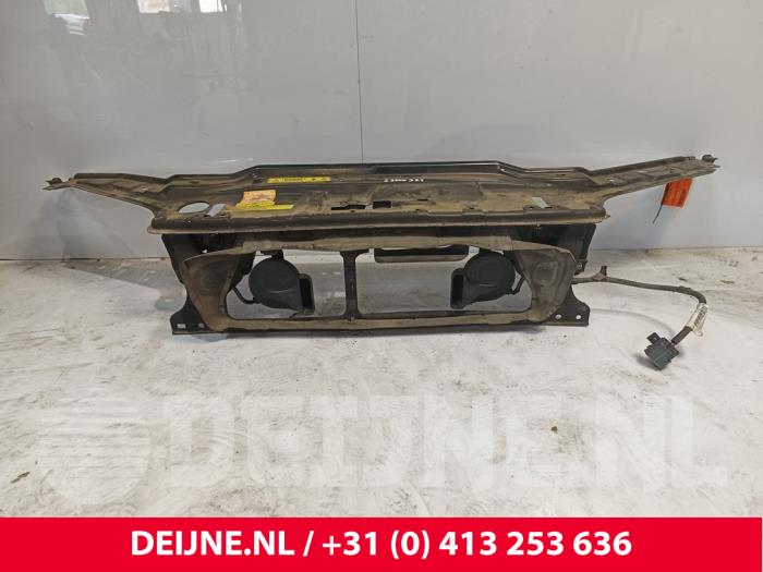 Volvo S60 Vorderwand O261937