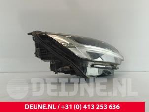 Volvo V60 Koplamp rechts O261946 foto 3