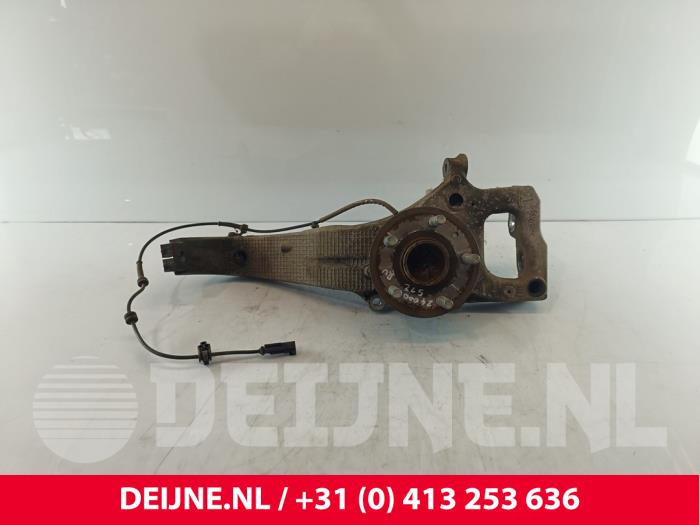 Tesla Model S Fusee rechts-voor O261968
