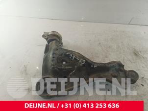 Mercedes Vito Querlenker unten links vorne O262009 foto 2