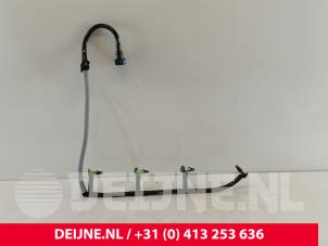 Gebruikte Brandstof retourleiding Ford Transit Prijs € 36,30 Inclusief btw aangeboden door van Deijne Onderdelen Uden B.V.