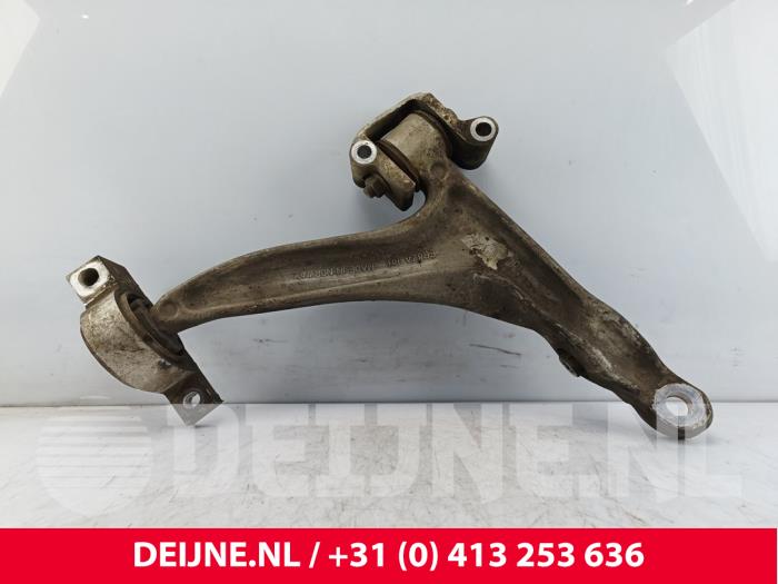 Volvo V60 Draagarm onder rechts-voor O262185
