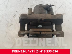 Volvo V60 Front brake calliper, right O262203 photo 2