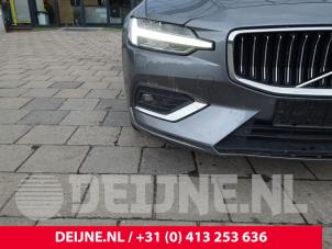 Volvo V60 Voorbumper O262220 foto 2