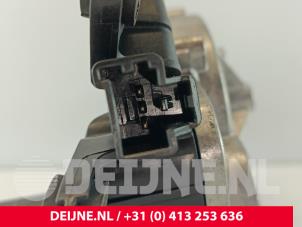 Volvo XC40 Ruitenwissermotor achter O262241 foto 3