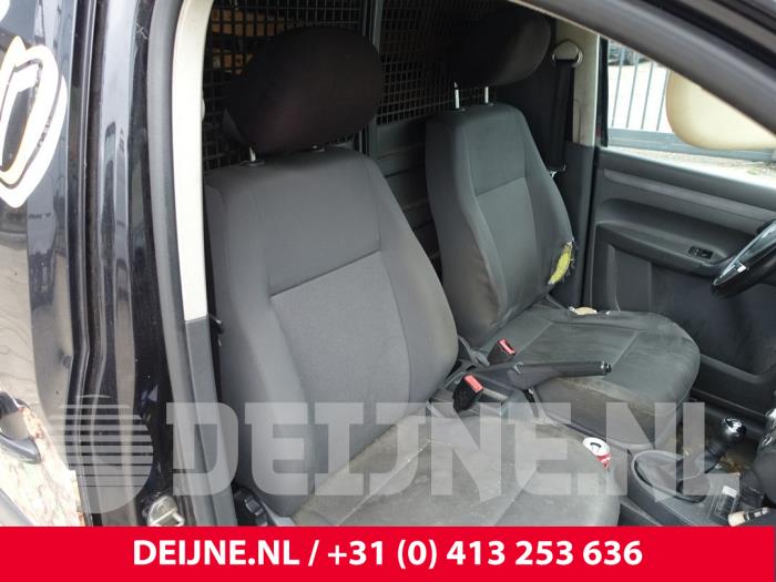 Volkswagen Caddy Sitz rechts O262297