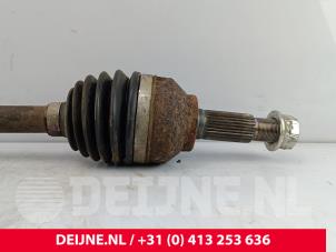 Nissan NV200 Front drive shaft, left O262324 photo 3