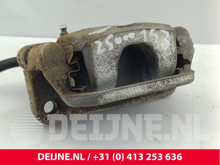 Nissan NV200 Bremszange links hinten O262360