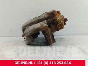 Nissan NV200 Remklauw (Tang) rechts-voor O262363 foto 2
