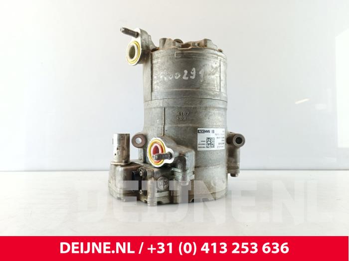 Lynk & Co 01 Air conditioning pump O262410