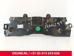 Lynk & Co 01 Heater control panel O262426 photo 3