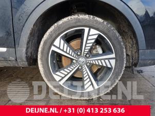 Gebruikte Velg MG ZS EV Prijs € 242,00 Inclusief btw aangeboden door van Deijne Onderdelen Uden B.V.