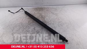 Lynk & Co 01 Gasdämpfer rechts hinten O262670 foto 3
