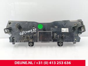 Lynk & Co 01 Heizung Bedienpaneel O262649 foto 2