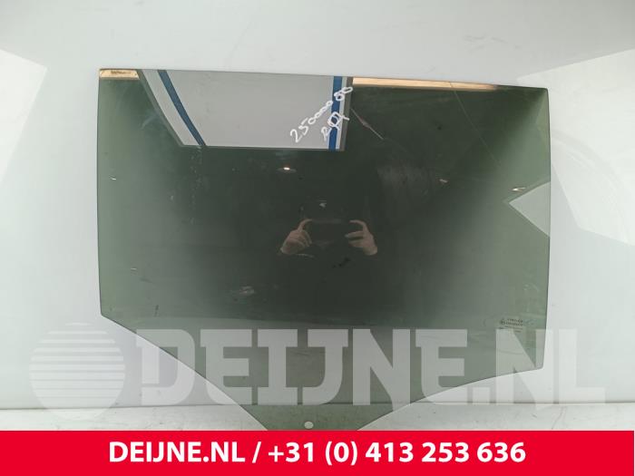 Lynk & Co 01 Türscheibe 4-türig rechts hinten O262676