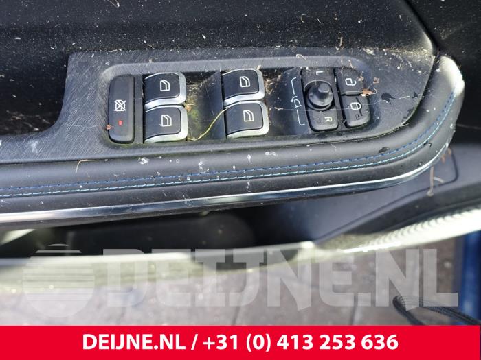 Lynk & Co 01 Elektrisches Fenster Schalter O262787