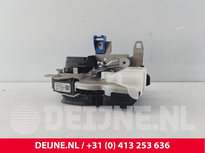 Lynk & Co 01 Deurslot Mechaniek 4Deurs rechts-voor O262834