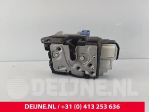 Lynk & Co 01 Front door lock mechanism 4-door, right O262834 photo 3