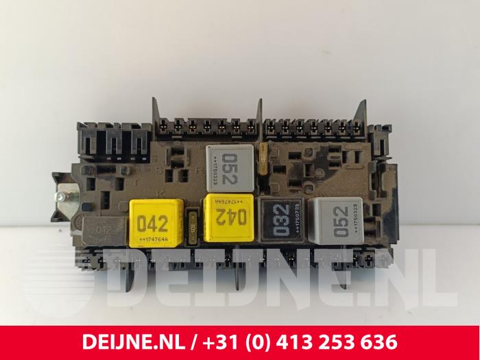 Mercedes Vito Sicherungskasten O262838