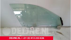Porsche Taycan Türscheibe 4-türig rechts vorne O262888 foto 2