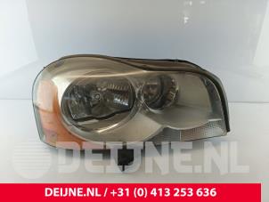 Gebruikte Rechter Koplamp Volvo XC90 I 2.9 T6 24V Prijs € 300,00 Margeregeling aangeboden door van Deijne Onderdelen Uden B.V.