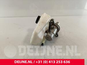 Porsche Taycan Hoofdremcilinder O262969 foto 3