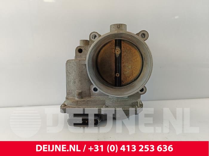 Gebruikte Gasklephuis Volvo XC60 I (DZ) 3.0 T6 24V AWD Prijs € 150,00 Margeregeling aangeboden door van Deijne Onderdelen Uden B.V.