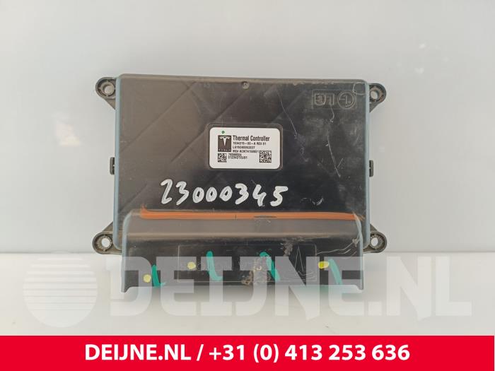 Tesla Model S Computer Kachel O263213