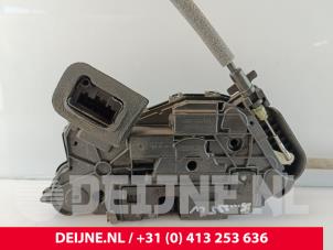 Volkswagen Caddy Deurslot Mechaniek 2Deurs links O263280 foto 3