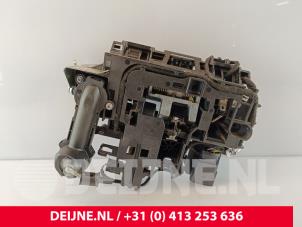 Porsche Taycan Portiergreep 4Deurs links-voor O263306 foto 2