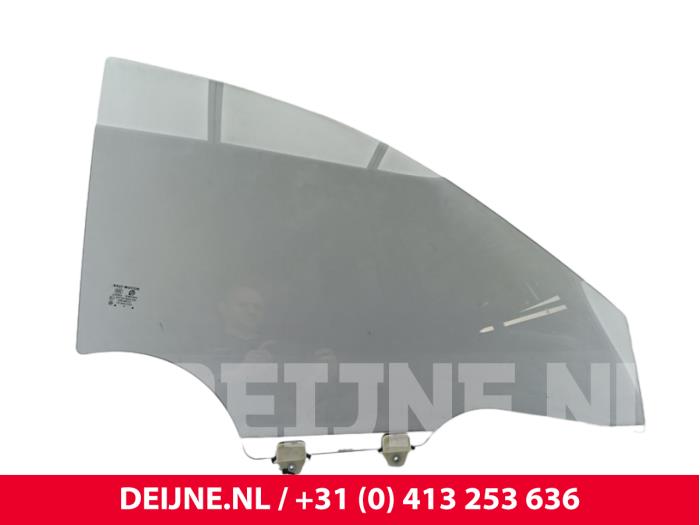 MG ZS Portierruit 4Deurs rechts-voor O263460