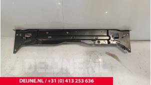 Volvo XC40 Schlossträger vorne O9990002717 foto 3