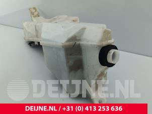Volvo S90 Front windscreen washer reservoir O263698 photo 3